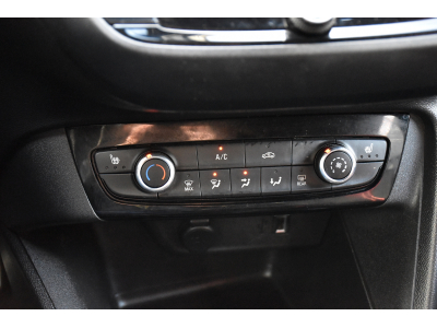 Opel Corsa 1.2 GS AT8