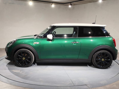 MINI Cooper SE 75 kW GPS CAMERA CARPLAY SIEGES CHAUFFANTS TETE HAUTE