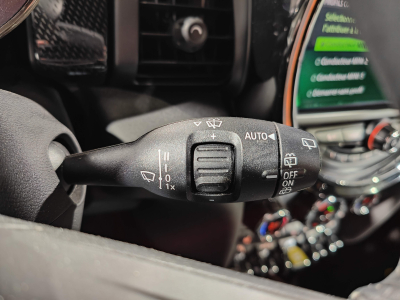 MINI Cooper SE 75 kW GPS CAMERA CARPLAY SIEGES CHAUFFANTS TETE HAUTE