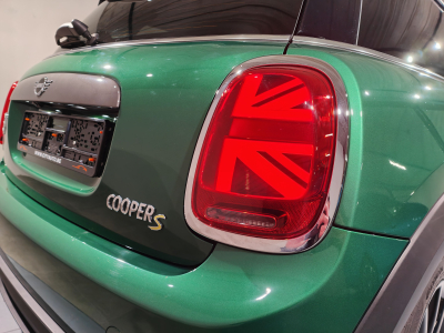 MINI Cooper SE 75 kW GPS CAMERA CARPLAY SIEGES CHAUFFANTS TETE HAUTE