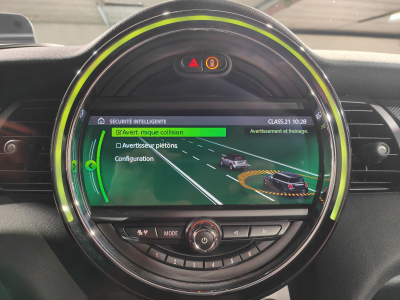 MINI Cooper SE 75 kW GPS CAMERA CARPLAY SIEGES CHAUFFANTS TETE HAUTE