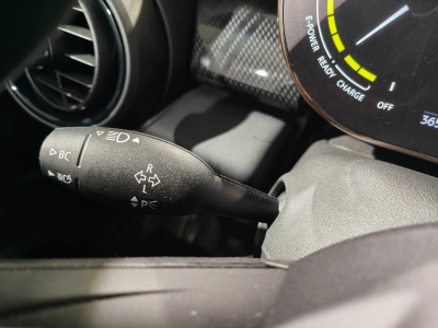 MINI Cooper SE 75 kW GPS CAMERA CARPLAY SIEGES CHAUFFANTS TETE HAUTE