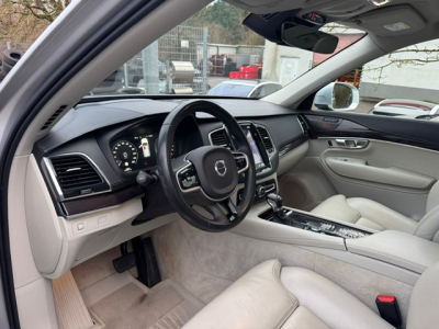 Volvo XC90 VOLVO XC90 AWD LEDER 360 KAMERA PANO AHK 7 SITZE SOUND HEAD UP