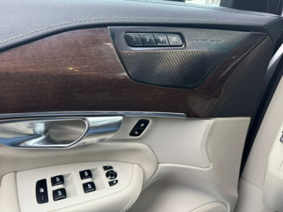 Volvo XC90 VOLVO XC90 AWD LEDER 360 KAMERA PANO AHK 7 SITZE SOUND HEAD UP