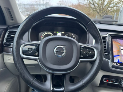Volvo XC90 VOLVO XC90 AWD LEDER 360 KAMERA PANO AHK 7 SITZE SOUND HEAD UP