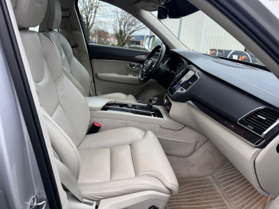 Volvo XC90 VOLVO XC90 AWD LEDER 360 KAMERA PANO AHK 7 SITZE SOUND HEAD UP