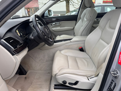 Volvo XC90 VOLVO XC90 AWD LEDER 360 KAMERA PANO AHK 7 SITZE SOUND HEAD UP