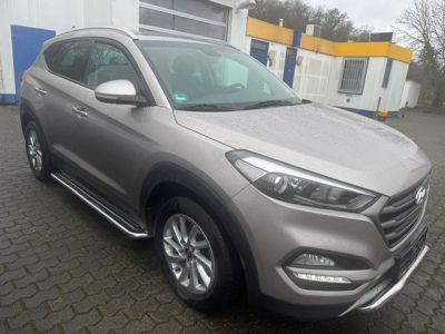 Hyundai Tucson HYUNDAI TUCSON Style Navi Sitzheizung MFL SHZ AHK