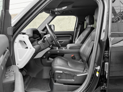 Land-Rover Defender DEFENDER 110 3.0 D200/ PANORAMA/ AHK/APPLE CAR PLAY