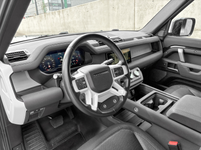 Land-Rover Defender DEFENDER 110 3.0 D200/ PANORAMA/ AHK/APPLE CAR PLAY