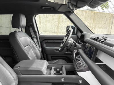 Land-Rover Defender DEFENDER 110 3.0 D200/ PANORAMA/ AHK/APPLE CAR PLAY