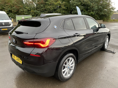 BMW X2 16dA SDrive LED NAVI CUIR Camera Head-Up Pano