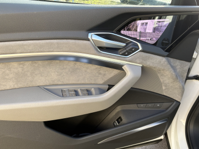 Audi e-tron 55 QUATTRO 408 SPORTBACK 95KWH