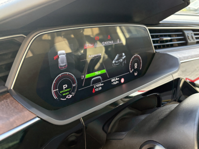 Audi e-tron 55 QUATTRO 408 SPORTBACK 95KWH