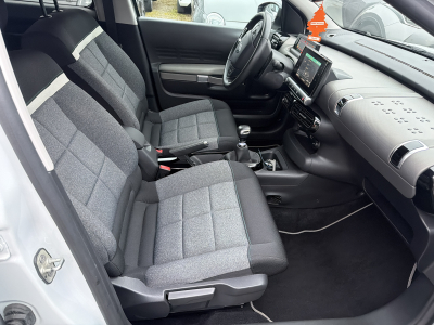 Citroën C4 Cactus 1.2 SHINE 110CV MANU