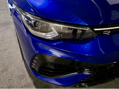 Volkswagen Golf R 8 2.0 TSI 320 4MOTION IQ LIGHT PANO CUIR NAVI