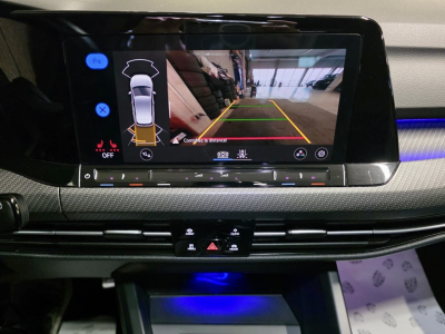 Volkswagen Golf R 8 2.0 TSI 320 4MOTION IQ LIGHT PANO CUIR NAVI