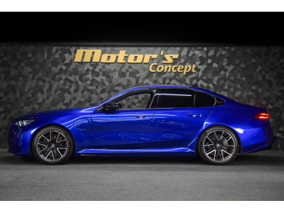 BMW M5 G90 - Marina Bay Blue Metallic