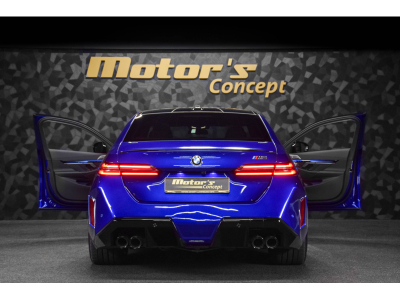 BMW M5 G90 - Marina Bay Blue Metallic