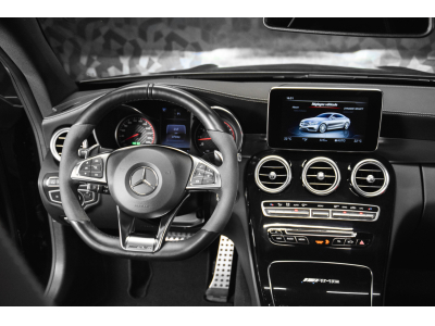 Mercedes-Benz C 63 AMG S Coupé V8 Bi-turbo