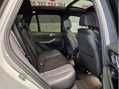 BMW X5 45e XDRIVE M SPORT PAKET LASER PANO CUIR NAVI 1 HAND