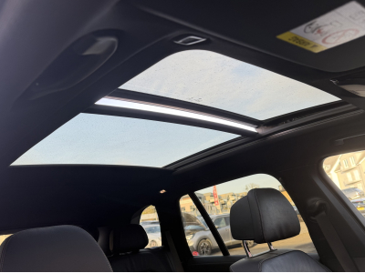 BMW X5 45e XDRIVE M SPORT PAKET LASER PANO CUIR NAVI 1 HAND