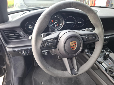 Porsche 911 Carrera 4 GTS PDK