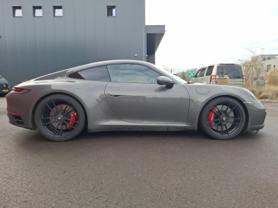 Porsche 911 Carrera 4 GTS PDK
