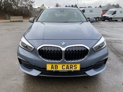 BMW 118 118i A 136cv 2xPDC Apple Carplay LED