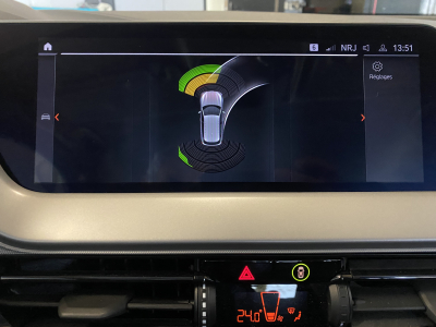 BMW 118 118i A 136cv 2xPDC Apple Carplay LED