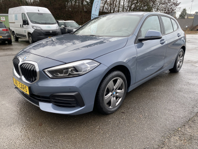 BMW 118 118i A 136cv 2xPDC Apple Carplay LED