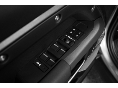 Land-Rover Defender P110 D250