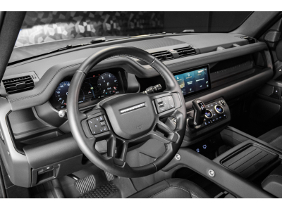 Land-Rover Defender P110 D250