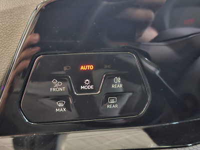 Volkswagen Golf GTI VIII 2.0 DSG 245 IQ. LIGHT,Camera, COCKPIT, Led,ALU 18'',SIEGES CHAUFF., GARANTIE