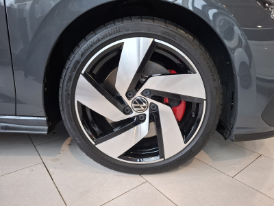 Volkswagen Golf GTI VIII 2.0 DSG 245 IQ. LIGHT,Camera, COCKPIT, Led,ALU 18'',SIEGES CHAUFF., GARANTIE