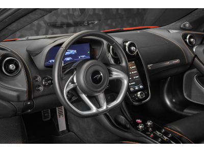 McLaren GT EMBER ORANGE - MSO ELITE PAINT