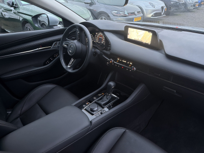 Mazda 3 SEDAN 2.0 SKYACTIV-G 6AT 186HP SKYCRUISE