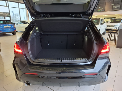 BMW 118 i M SPORT PAKET, 1 HAND, NAVI, LED, COCKPIT DIGITAL, GARANTIE