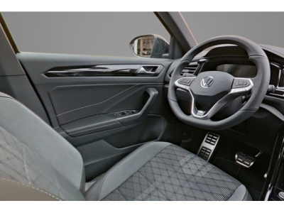 Volkswagen T-Roc 1.5 TSI  DSG 150 R-Line