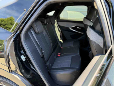 Peugeot 3008 1.2 Hybrid 145 E-DSC6 GT