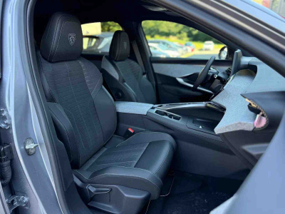 Peugeot 3008 1.2 Hybrid 145 E-DSC6 GT