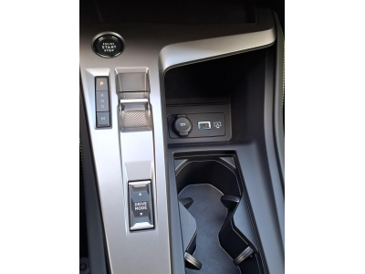 Peugeot 408 1.2 PureTech GT EAT8