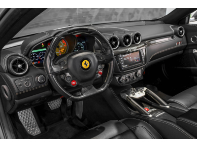 Ferrari FF V12 - GRIGIO TITANIO