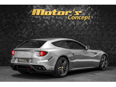 Ferrari FF V12 - GRIGIO TITANIO