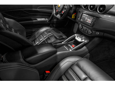 Ferrari FF V12 - GRIGIO TITANIO