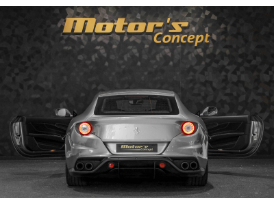 Ferrari FF V12 - GRIGIO TITANIO