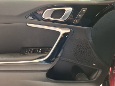 Kia XCeed 1.6 TGDI 204 Platinum Edition,B.AUTO, NAVI, CAMERA, LED, CUIR, DIGITAL COCKPIT, JBL, 1 HAND