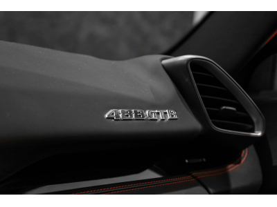 Ferrari 488 GTB 3.9 V8 - ROSSO CORSA