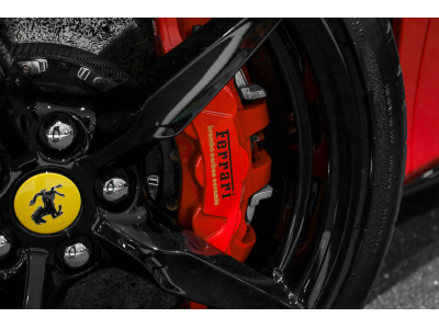 Ferrari 488 GTB 3.9 V8 - ROSSO CORSA