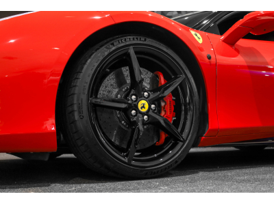 Ferrari 488 GTB 3.9 V8 - ROSSO CORSA